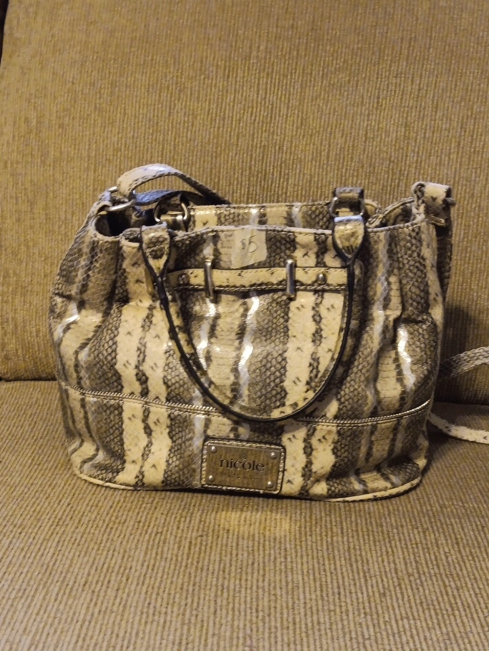 Nicole Cream and Gray Snake-Print Shoulder Bag